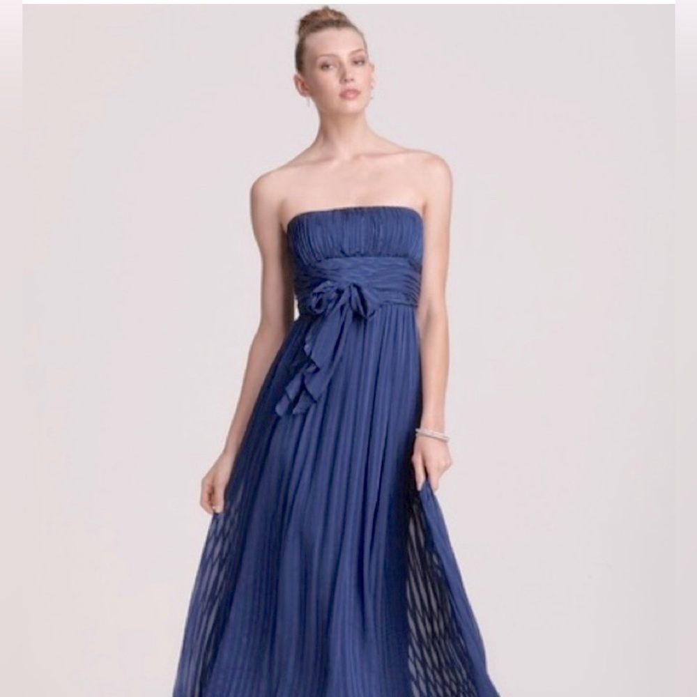 EUC | BCBG MaxAzria ink blue strapless 100% silk gown